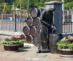 Herring Girl - Stornoway Fishing Industry
